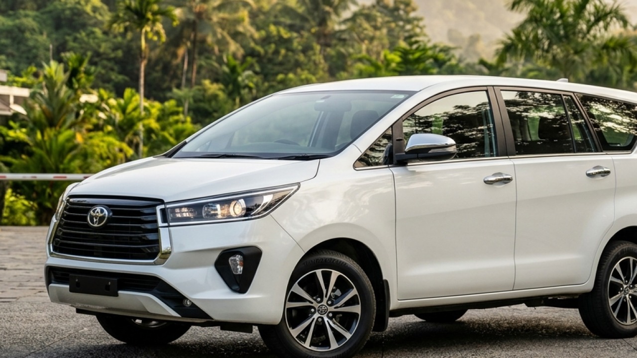 Toyota Innova Crysta — Signature Grille